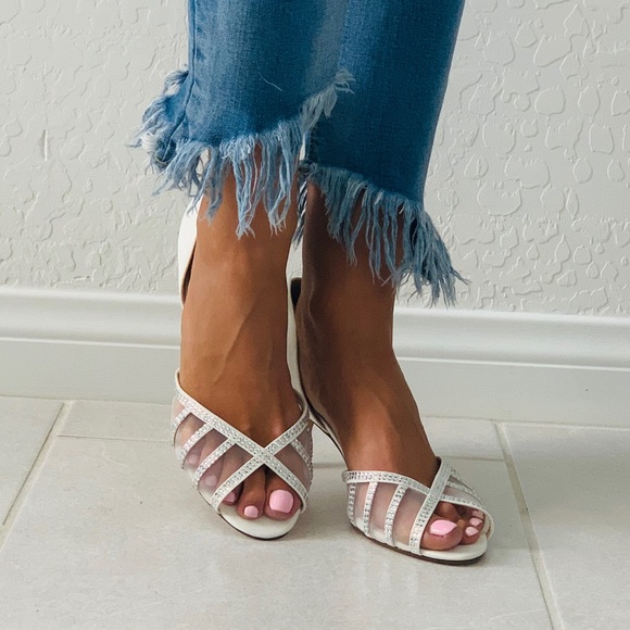 NIB Mesh Embellished Peep Toe Kitten Heel Pump - Picture 4 of 8